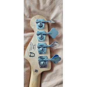 Squier By Fender Jazz Bass Modelo Signature Frank Bello