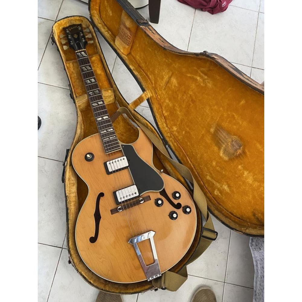 Guitarra Gibson ES 175
