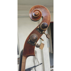 Double bass handcrafted by a Transylvanian luthier