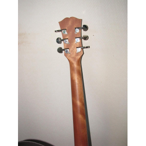 Dowina Guitare folk Dreadnought fabriquée artisanalement en Slovaquie + housse + sangle – achetée neuve – état 