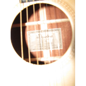 Dowina Guitarra folk Dreadnought hecha a mano en Eslovaquia + funda + correa - comprada nueva - estado excepcional