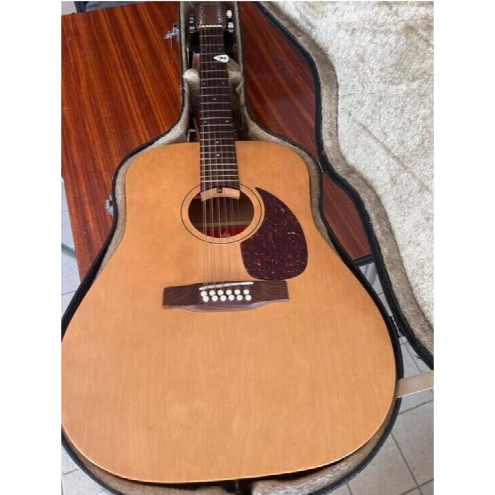 Norman B20 12-string guitar from 1976