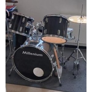Millenium Batería acústica