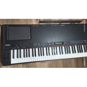 Yamaha CP-300