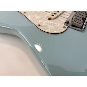 Fender Cyclone Deluxe 2000 Daphne Blue made in USA