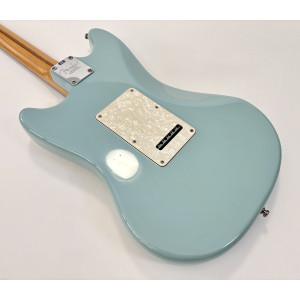 Fender Cyclone Deluxe 2000 Daphne Blue made in USA