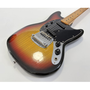 Fender Mustang 1976 Sunburst