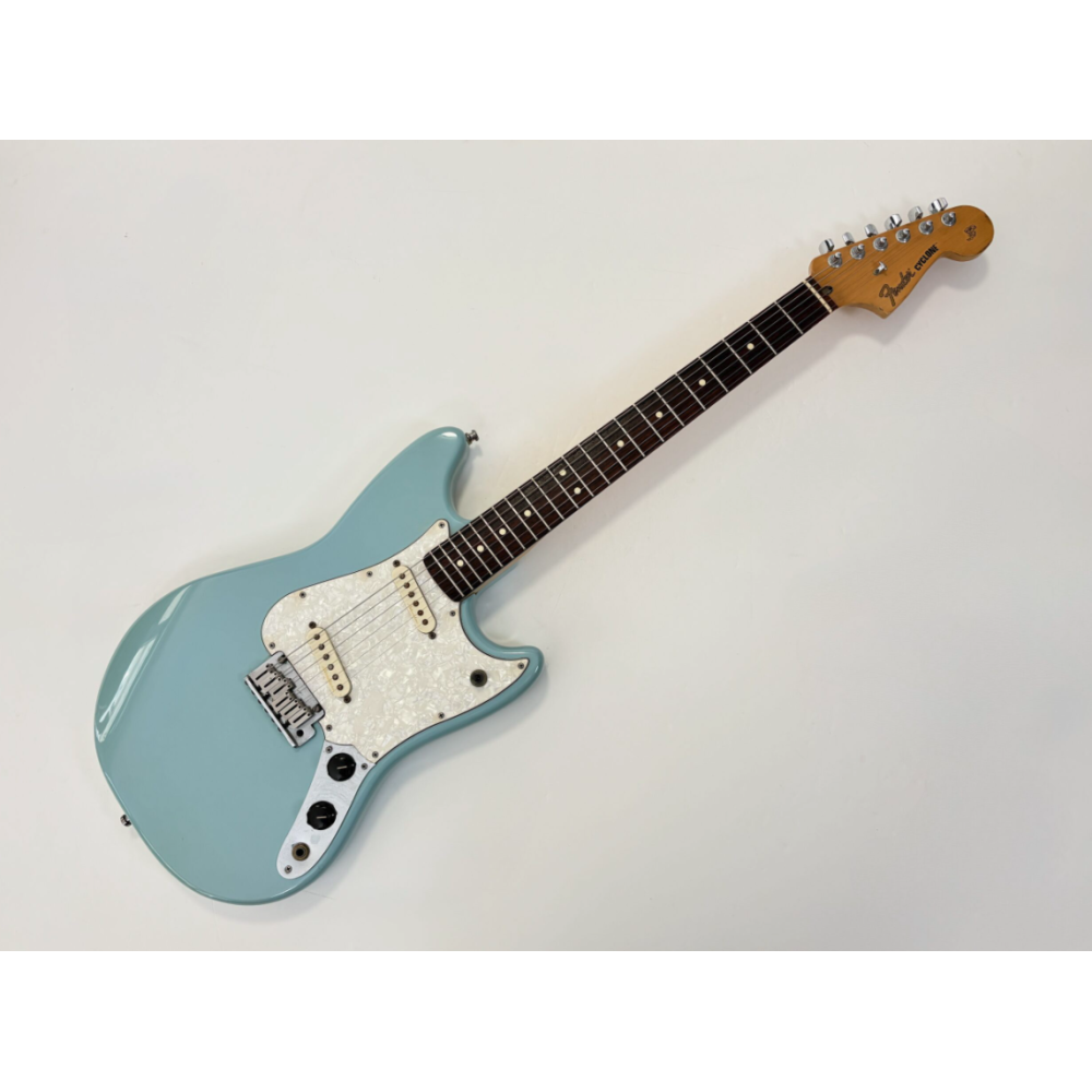 Fender Cyclone Deluxe 2000 Daphne Blue made in USA