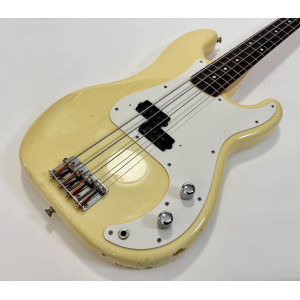 Fender Precision Bass PB-62 Vintage White 1997-2000 crafted in Japan