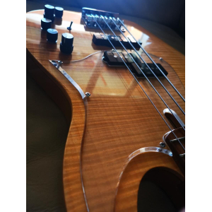 Sire Marcus Miller P10 estado nuevo