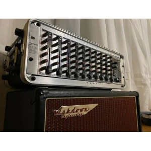 Mesa Behringer RX1202FX + estuche