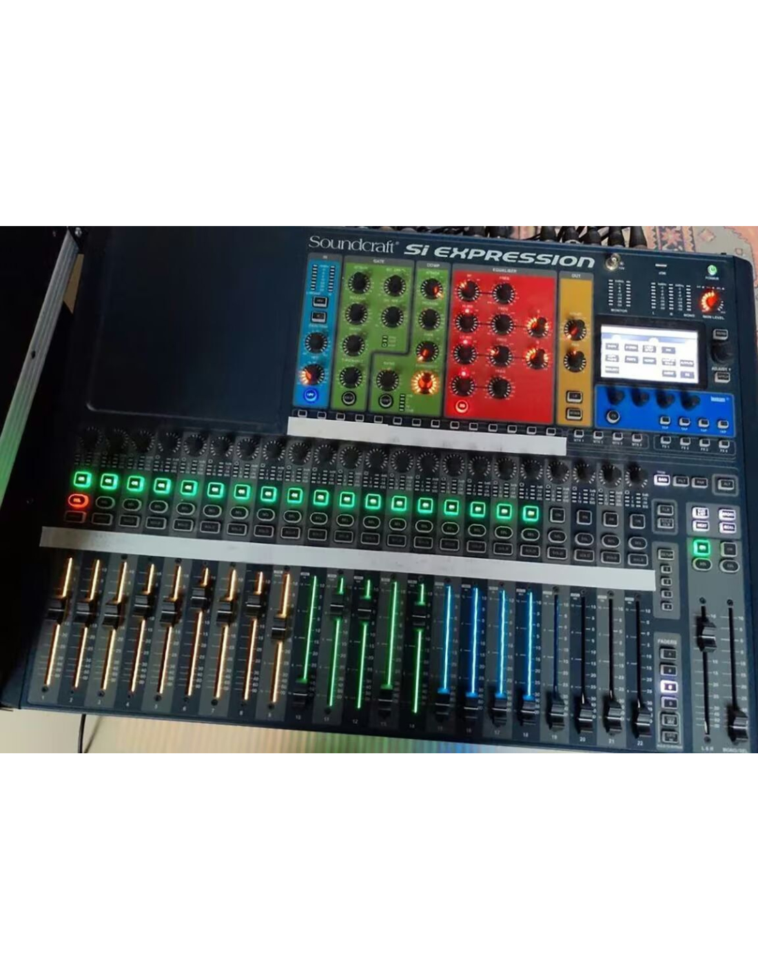 Table De Mixage Numérique Soundcraft – 32 Canaux – Occasion