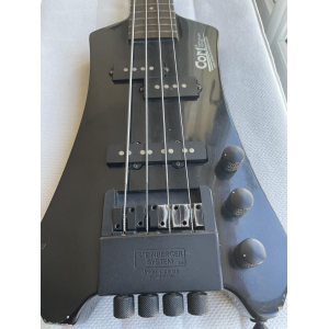 Cort headless steinberger G2 Performer Series