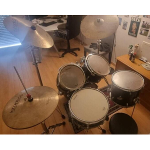 Ludwig Drum Set + Cymbals
