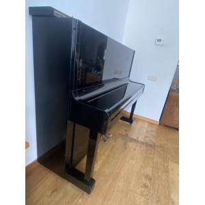 Kawai Piano derecho KS-1F (1981)