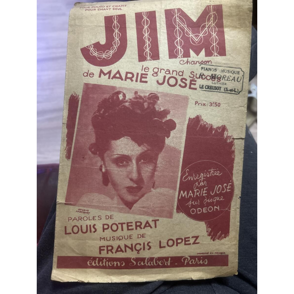 As an expert in product description translation for my specialized e-commerce store that focuses on selling musical instruments,