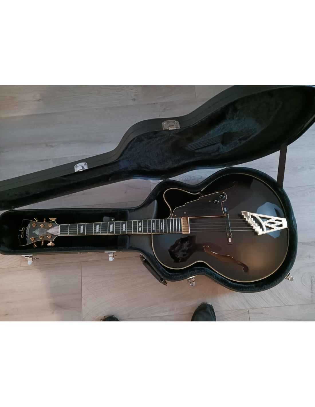 D'Angelico NYL-6 Special Vestax Black sunburst