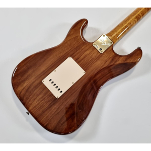 Fender Stratocaster Artisan Claro Walnut 2016 Custom Shop Amber Tinted