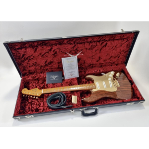 Fender Stratocaster Artisan Claro Walnut 2016 Custom Shop Amber Tinted