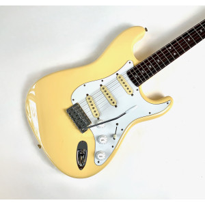 Fender Stratocaster ST-72 Vintage White 2010-2011 made in Japan