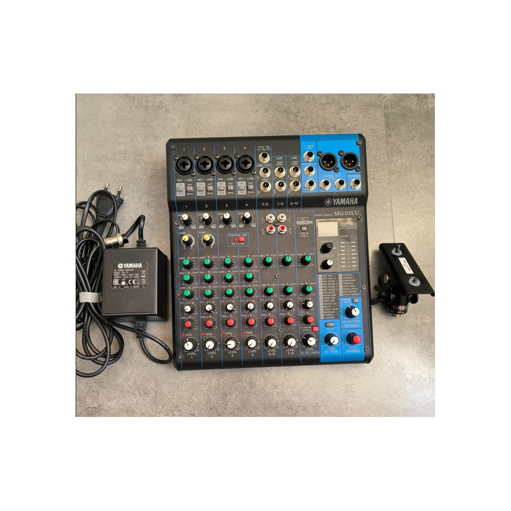 Yamaha MG 10 XU et Yamaha - BMS10A