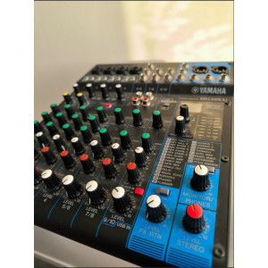 Yamaha MG 10 XU et Yamaha - BMS10A