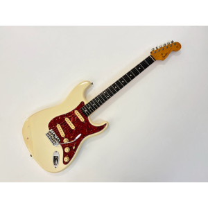 Fender Stratocaster ST-62 made in Japan 1990 Olympic White