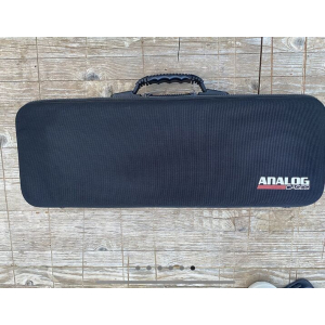 Native Instruments Komplete Kontrol M32 is a compact and portable MIDI keyboard designed for music producers, composers, and per