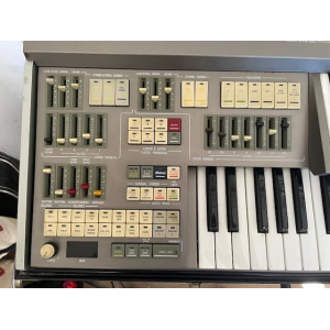 Elka X30 - Orgue électronique professionnel