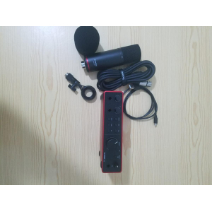 Yamaha DM3S + Nektar Aruba + Focusrite Scarlett 2i2 4th Gen + CM25 MKIII microphone