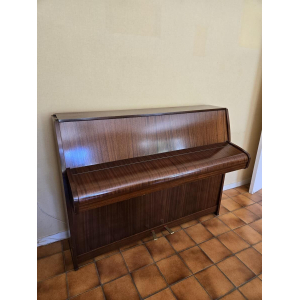 Schindler upright piano