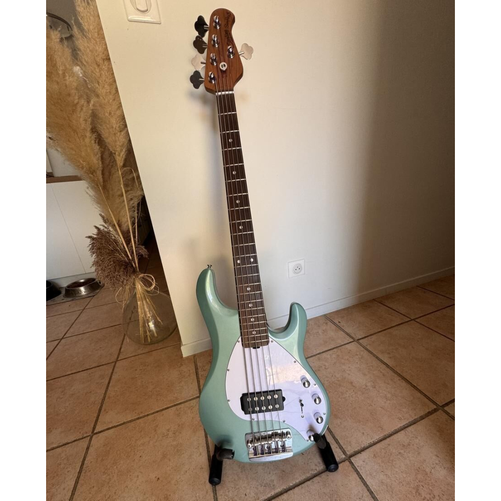 Sterling by Musicman StingRay Ray35, Verde Dorado