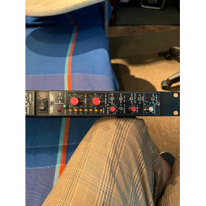 Filtek BKE 3 es un software de grabación y mezcla de alta calidad diseñado específicamente para músicos y productores. Con 