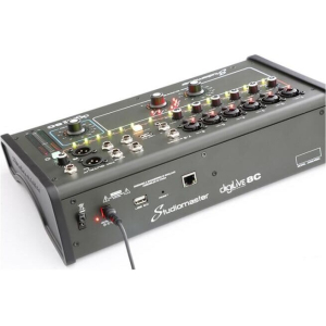 Studiomaster Digilive8c
