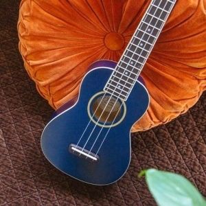 Fender "Inspired by Grace" Soprano Ukulele - Moonlight Navy Blue