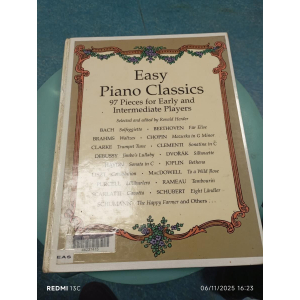 Easy piano classics