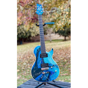 Vigier es una reconocida marca francesa de guitarras eléctricas y bajos. Con una larga tradición en la fabricación de 