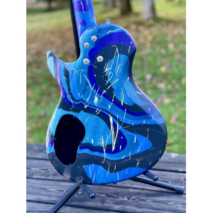 Vigier es una reconocida marca francesa de guitarras eléctricas y bajos. Con una larga tradición en la fabricación de 