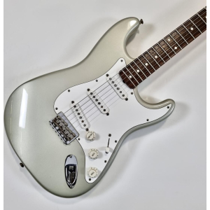 Fender Stratocaster Robert Cray Signature Custom Shop 1999 en color plateado Inca