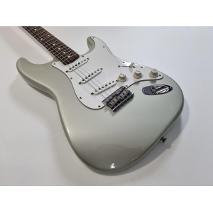 Fender Stratocaster Robert Cray Signature Custom Shop 1999 en color plateado Inca