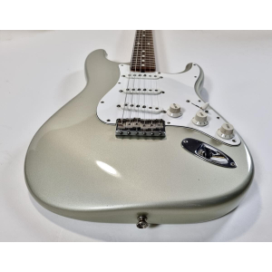 Fender Stratocaster Robert Cray Signature Custom Shop 1999 en color plateado Inca