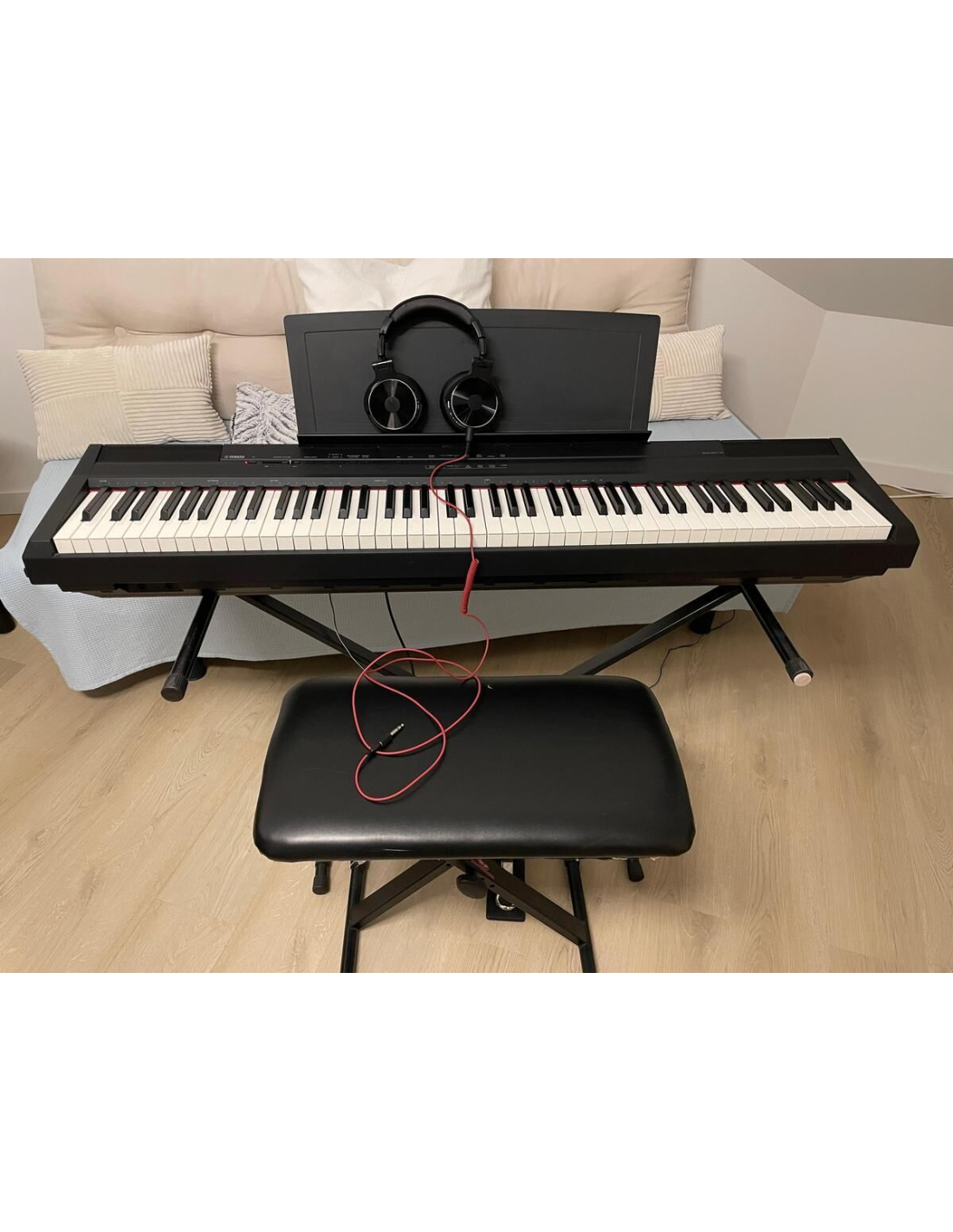 yamaha-p-105b-digital-piano.jpg