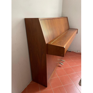 Yamaha E108 - piano vertical