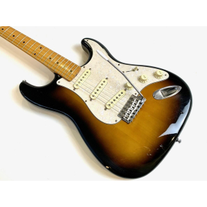 Fender Stratocaster ST-57 fabriquée au Japon en 1985/1986 Sunburst
