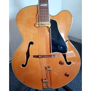 The Epiphone Emperor NA is a versatile and stylish semi-hollow body electric guitar. With its iconic design and superb craftsman