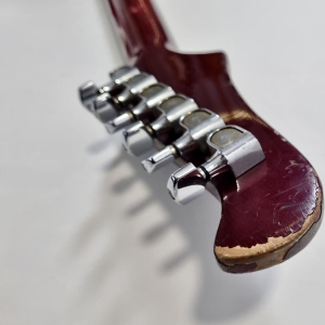 Gibson Victory MV-10 Candy Apple Red 1981 MV-X