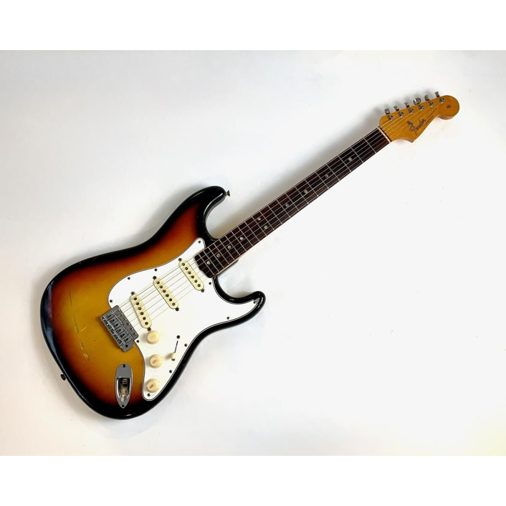 Fender Stratocaster 1965 Série L Sunburst