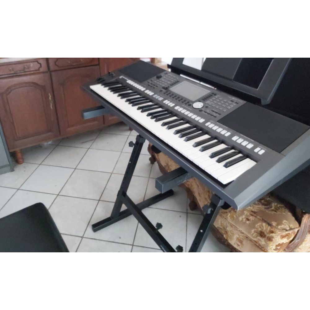 Yamaha PSR - S970