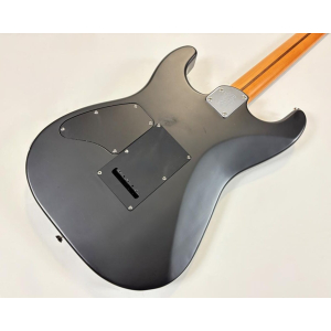 Fender Stratocaster Elemental 2023 Stone Black fabricada en Japón