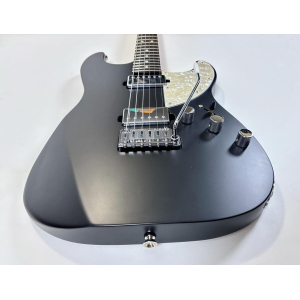 Fender Stratocaster Elemental 2023 Stone Black fabriquée au Japon